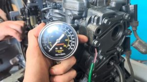 Арт 3542. Замер компрессии лодочного мотора Yamaha 30. 2001год.