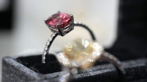 Россиян предупредили о схеме мошенничества с ювелирными магазинами в преддверии 8 Марта