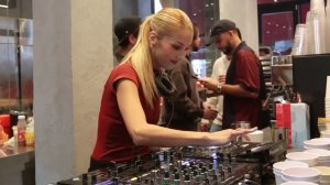 Viviana Casanova – Daytime Tech House set at The Coffee Party x Vassnova  ADE Amsterdam