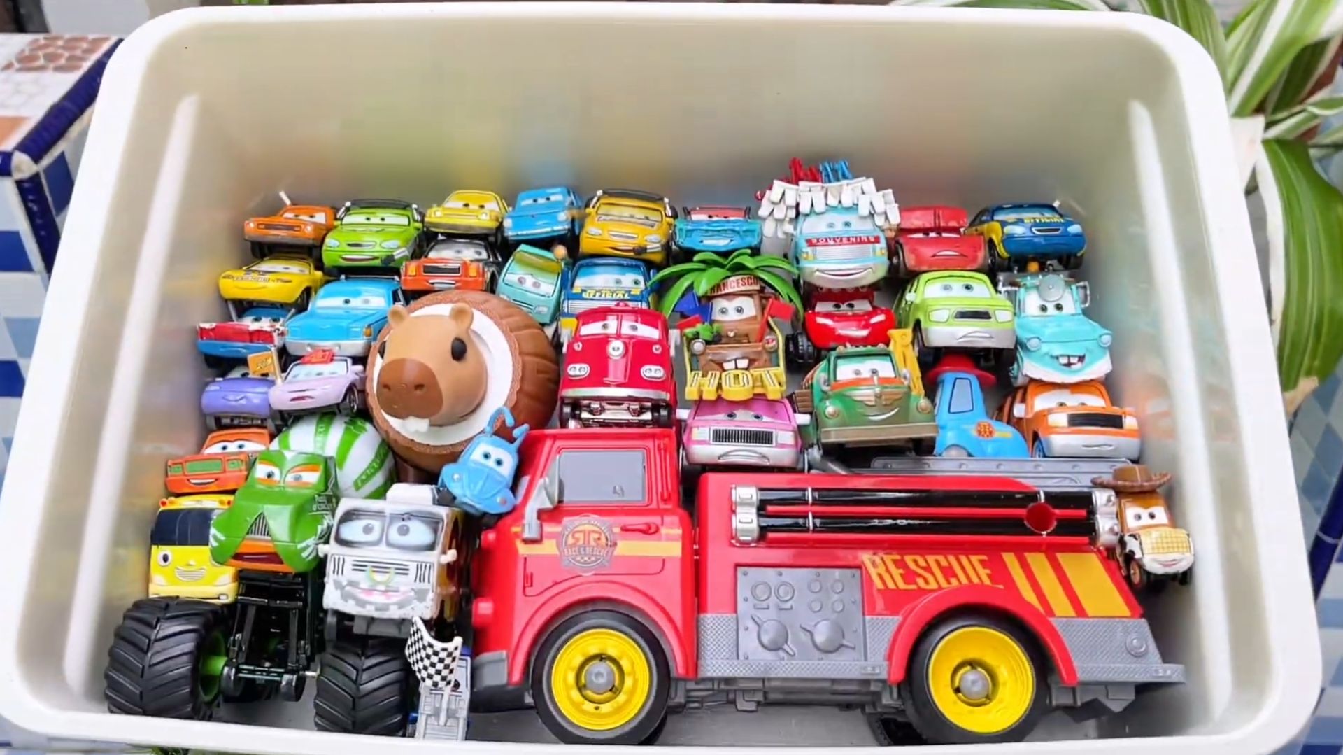 Маккуин, Мэтр, Док и Крус! Открываем всю команду Тачки Мультики для детей