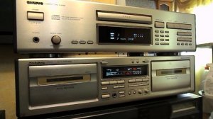 ONKYO C-702  ONKYO K-W 502 CD и Tape двойка