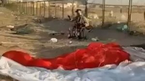 Американский пилот, выпрыгнувший из F-15 с парашютом, получил угрозы металлической трубой