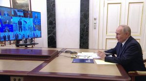 Владимир Путин по видеосвязи принял участие в открытии новых школ в регионах.