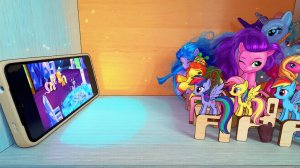 MyLittlePony. Пони пришли в кинотеатр, вот что из этого вышло