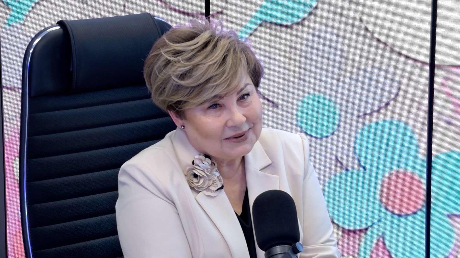 УСПЕХ: ЖЕНСКИЕ ИСТОРИИ