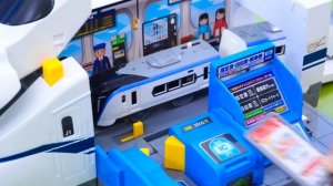 Поезда! Детская огромная железная дорога! Давай играть вместе!