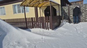 ее скоро привезут/в последний путь проводили/ и поехали в район подкупиться/