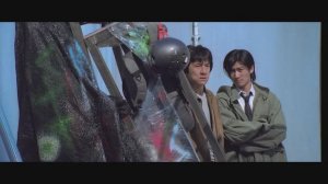 Новая полицейская история: Чен и Фрэнк ищут участников Банды Пятерых на крыше