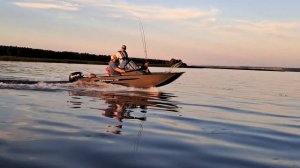 лодка ПНД Шарм 380 и Свимер 400.