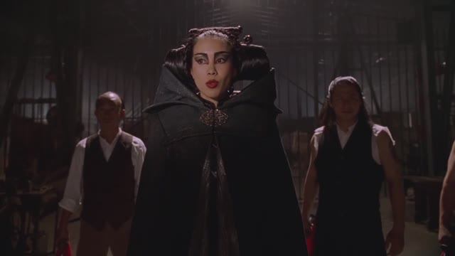 Вокруг света за 80 дней: Встреча и разборка с Фэнь (Часть 1)