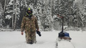 До хилово полем на снегокате