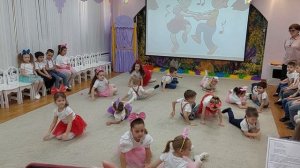 Танец "Шалунишки" в старшей группе