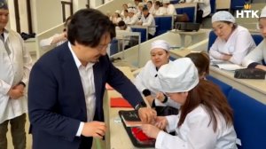 Депутат Госдумы РФ Бадма Башанкаев передал в дар КалмГУ медицинские обучающие наборы