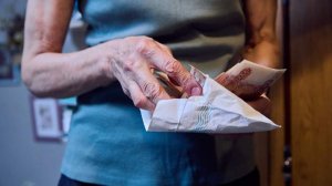 Россиянки стали вдвое больше откладывать на пенсию