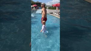 Ева в турецком аквапарке Долу су