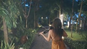 Игра на скрипке. Красивое выступление