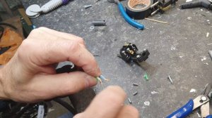 Надежное соединение вилки с кабелем