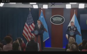Пентагон пресс-конференция Министр обороны США Пит Хегсет и генерал ВВС США Дэн Кейн, 4 марта 2026