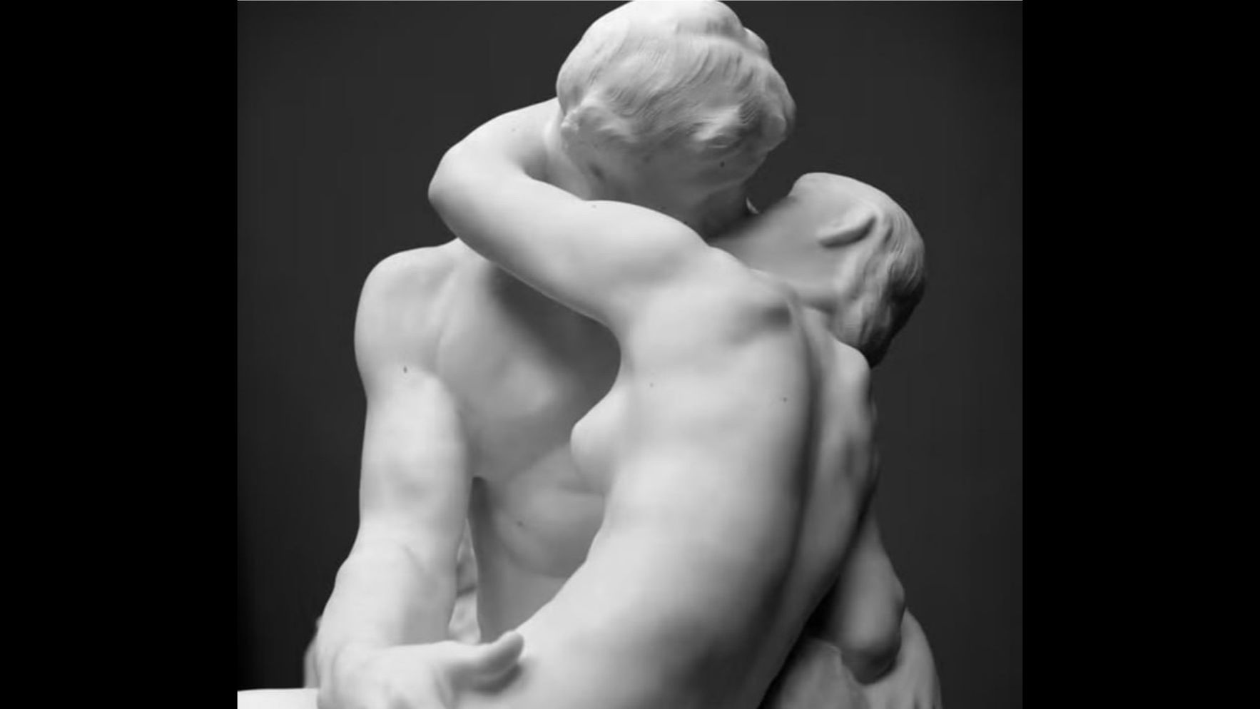 У власти холодной Луны