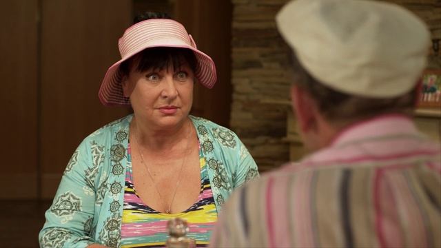 Сваты. Вся семья узнала, что у Валентины есть судимость