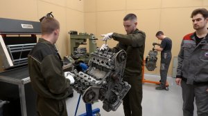 В обновленных мастерских Севастопольского колледжа практикуются студенты