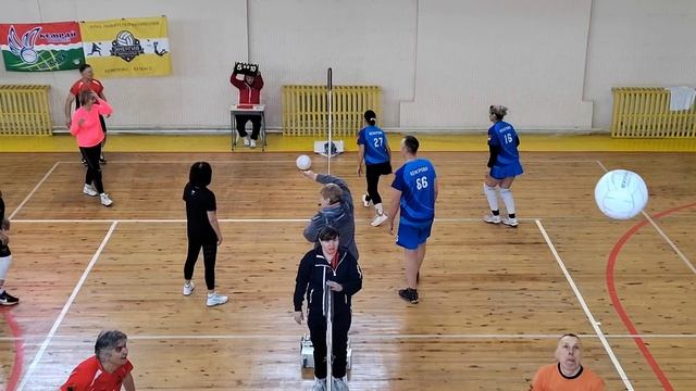 Кузбасс (КМО+Кемерово) -            Мэджик (Кемерово)                  0  -   2