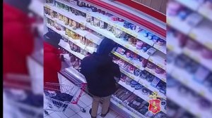 Александров, открытое хищение продуктов питания из сетевого магазина