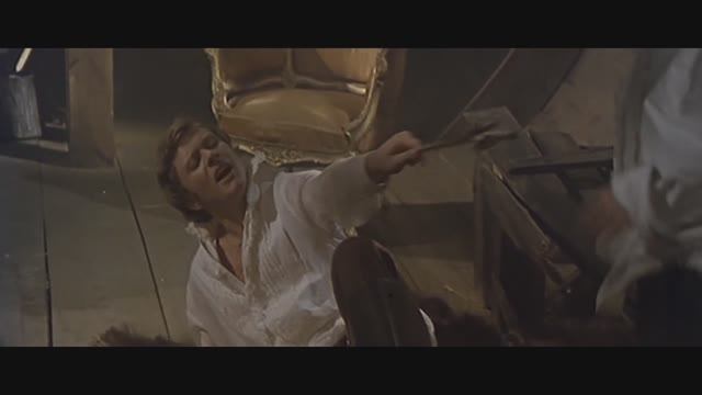 Вжик, вжик, вжик! Уноси готовенького! Фрагмент из фильма "Достояние республики". 1971 г.