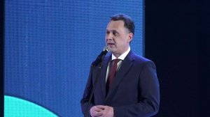 МЭР КРАСНОЯРСКА ВРУЧИЛ ЗАСЛУЖЕННЫЕ НАГРАДЫ ЛУЧШИМ ПЕДАГОГАМ ГОРОДА