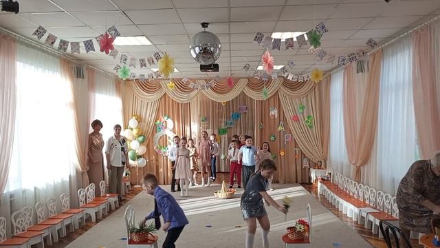 группа 10, праздник 8 марта