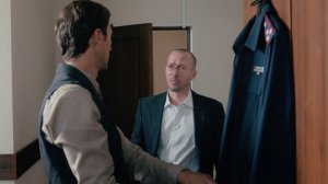 Первый отдел. Накаченные ребята из спортзала по просьбе Брагина поджидают подозреваемого у выхода