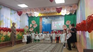Утренник 8 МАРТА. Песня "Любимая мамочка"