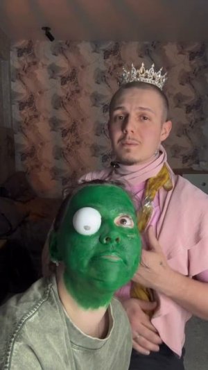 тренд Рапунцель и Паскаль