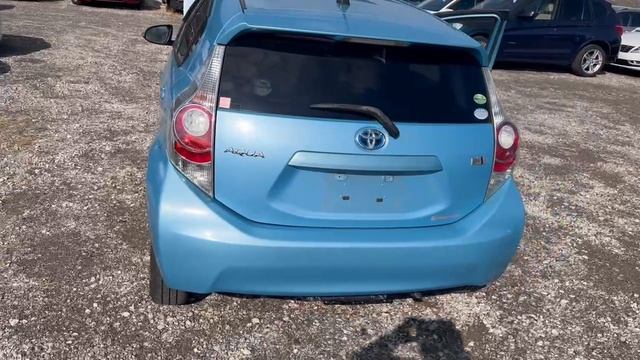 Toyota Aqua NHP10-2127279