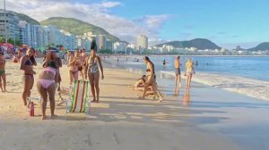 жаркие бразильские будни. пляж. бикини. красотки в купальниках