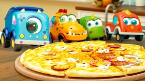 МАШИНКИ МОКАС ГОТОВЯТ ПИЦЦУ! 🍕😱 Режут овощи и лепят тесто — НАСТОЯЩАЯ КУХНЯ! 🥫👨🍳