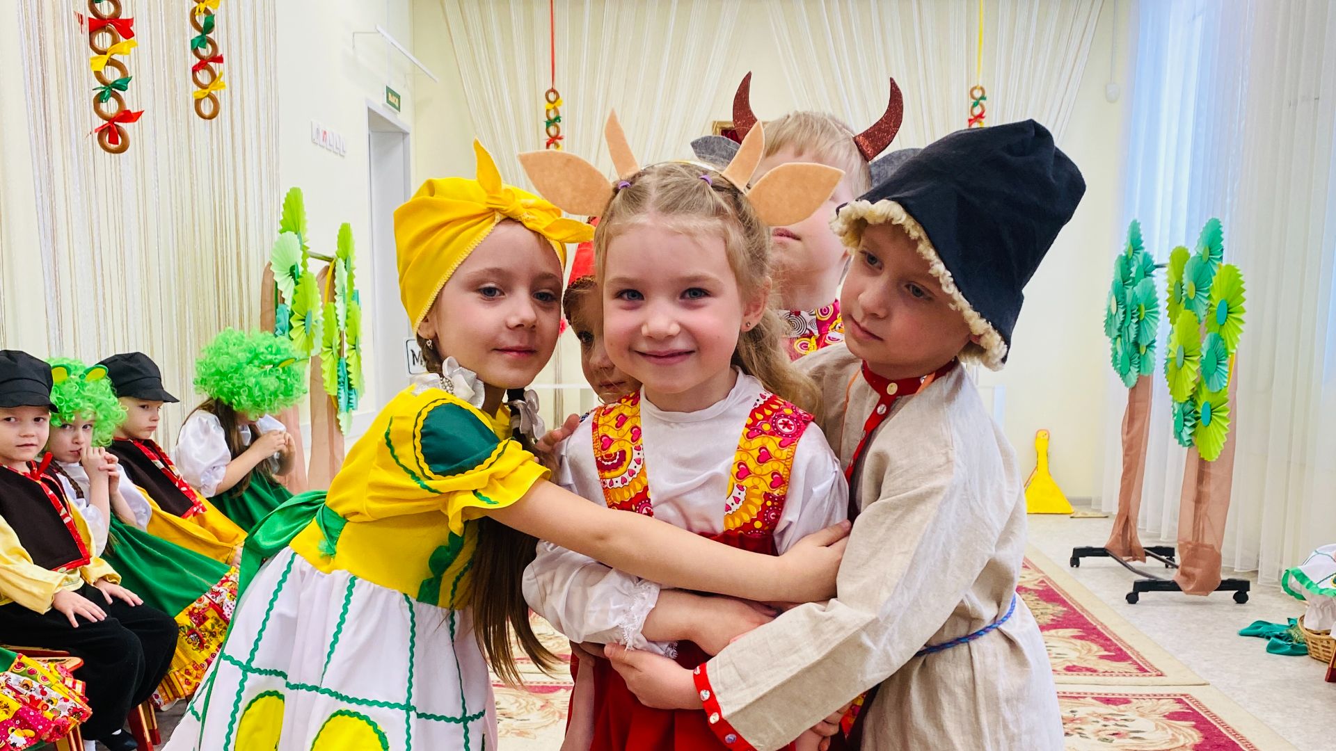 Весна в Маслёнкино утренник 8 марта в старшей группе