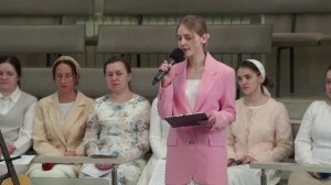 Над пыльной землёю.. (стих)