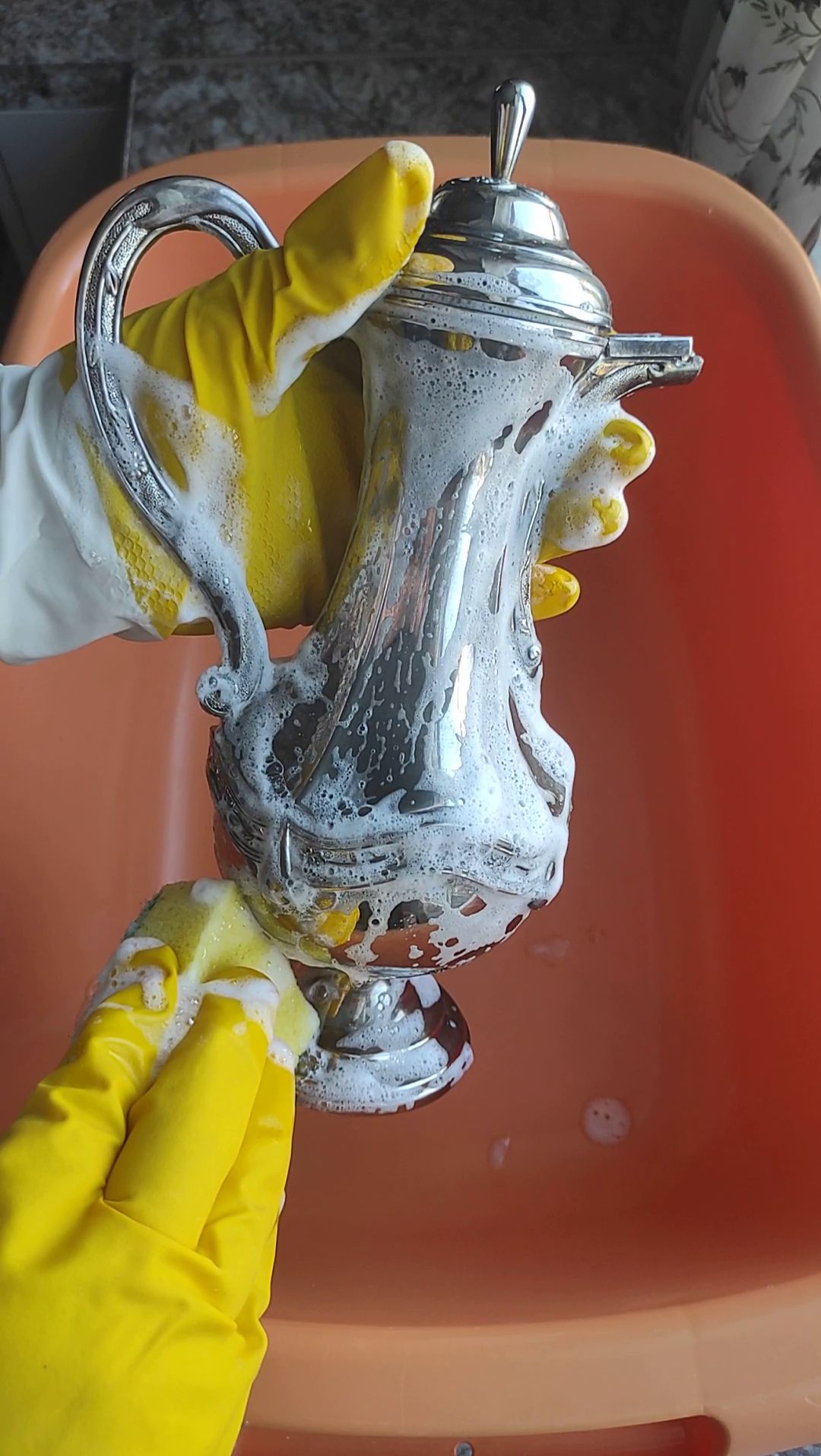 Черное грязное начинает блестеть. Отмою кофейник. Винтажная посуда. Как отмыть посуду?
