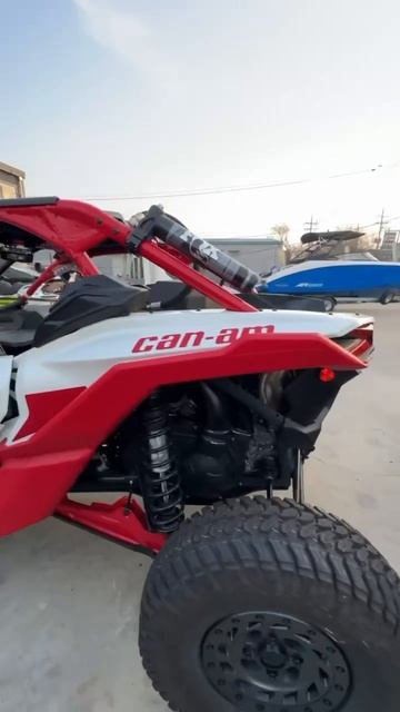 BRP CAN-AM MAVERICK X3 X RC TURBO RR