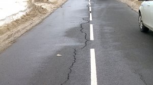 (Рыбинск-40) ТРЕЩИНЫ НА НОВОМ АСФАЛЬТЕ