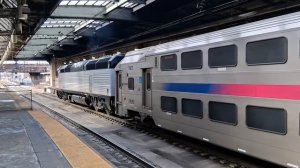 Поезд № 5719 NJ Transit линии Раритан-Вэлли отправляется с Пенсильванского вокзала Ньюарка.