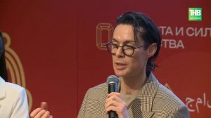 «Мисс БРИКС» в Казани: красавицы учатся печь эчпочмак