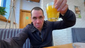 Перегорела лампочка и дешевый мой район