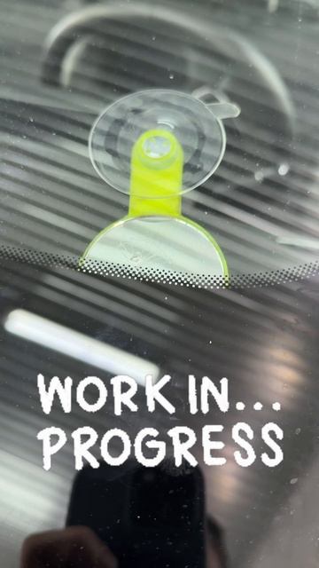 Могу и так. Главное уметь 😉. Ремонт автостекол лобового стекла. Скол. Трещина.