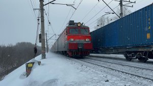Поезда в зимней Перми: электровозы, электропоезда, тепловозы и ночь схода грузового поезда, 2026 год