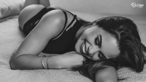 🅥Ⓘ🅐Ⓝ🅐 - 🅝ⓐ🅓 🅜ⓘ🅡ⓞ🅜 (Ⓔ🅛ⓔ🅖ⓐ🅝ⓘ🅒 🅡ⓔ🅜ⓘ🅧)