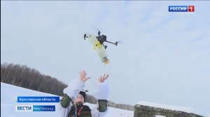 Бравые девушки-курсанты в Костроме принимали поздравления в условиях максимально близких к боевым