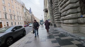 Акты у нотариуса. Весенний Петербург