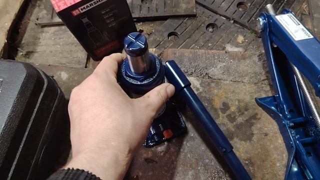 Домкраты Marshall - подкатной , бутылочный, ромбический, страховочные подставки.